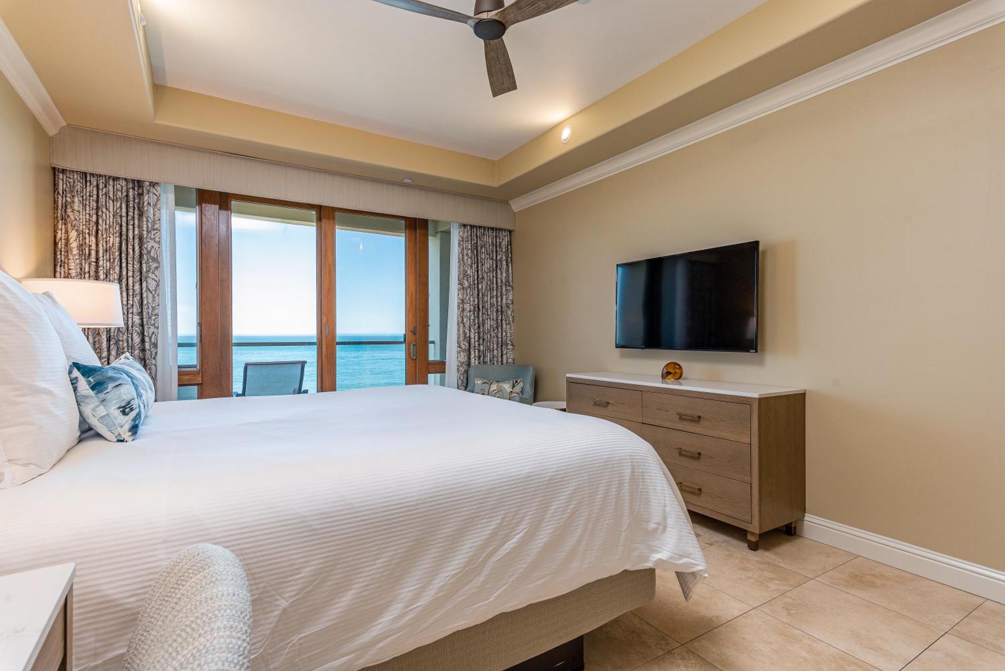 Dolphin Bay Resort And Spa Пизмоу Бийч Екстериор снимка
